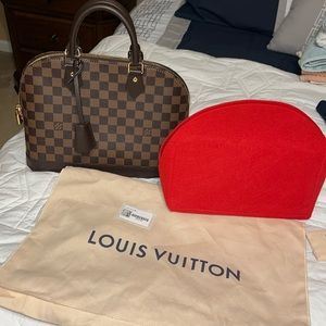 Louie Vuitton Alma pm NWT